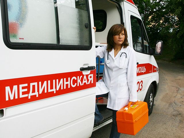 Зарплата фельдшера скорой помощи в России